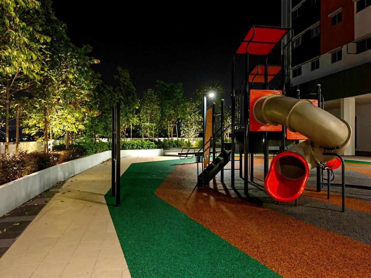 Alanis Residences Klia Kota Warisan Sepang By Dreamstay 외부 사진